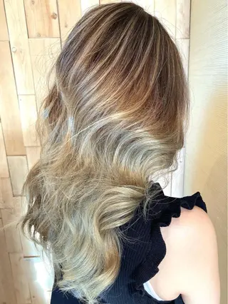 ロング 小塚 和眞のヘアスタイル