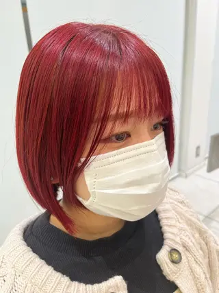 カラー 伊佐 愛のヘアスタイル