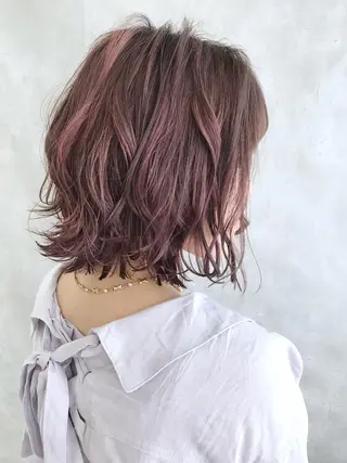ショート カラー MOU namba ムウナンバのヘアスタイル