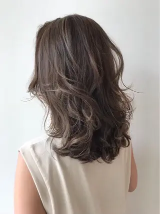 セミロング Mei🎀 eye & hairのマツエク・マツパデザイン