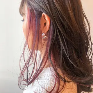 ミディアム カラー 尾籠 美幸 (オゴモリ ミユキ)のヘアスタイル