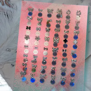 ネイル マギー ネイル🦋のネイルデザイン