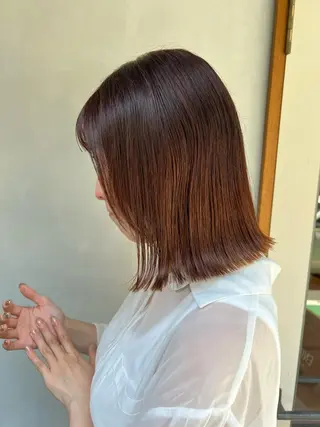 ミディアム ENIF 大島 芽生のヘアスタイル