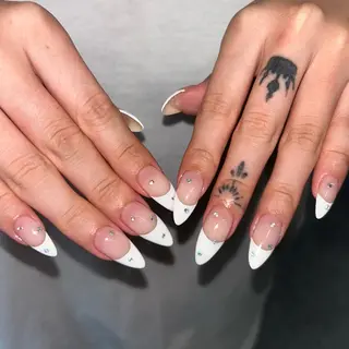 ネイル ハルナ/当日予約 🆗🪩のネイルデザイン