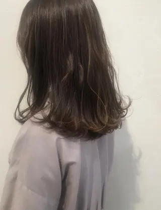 ミディアム カラー レイヤーカット/ 透明感カラーmikuのヘアスタイル