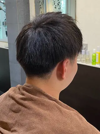 ミディアム メンズ 松岡 輝のヘアスタイル