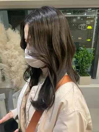 amu/ブリーチなし ダブルカラーのヘアスタイル