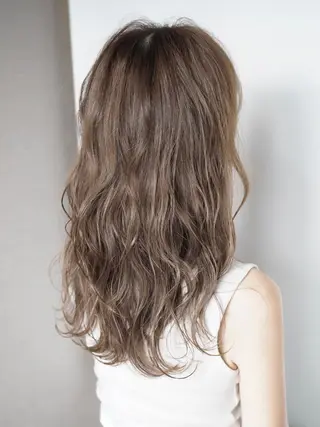 ロング カラー メンズハイトーン メンズバレイヤージュのヘアスタイル