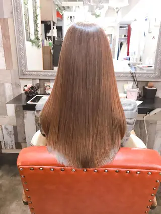 セミロング カラー ヘアアレンジ ネイル マツエク・マツパ アイブロウ Chic シックのヘアスタイル