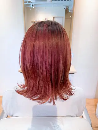 ミディアム ayano ．のヘアスタイル