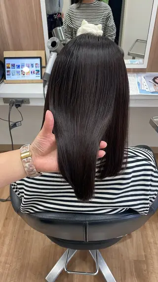 ミディアム カラー 葭葉 久美子のヘアスタイル