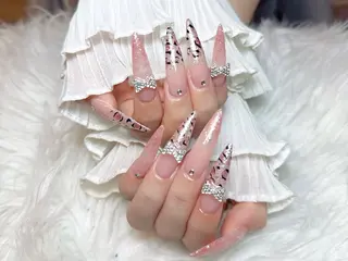 ネイル ☁️Yun nail KiKi☁️のネイルデザイン