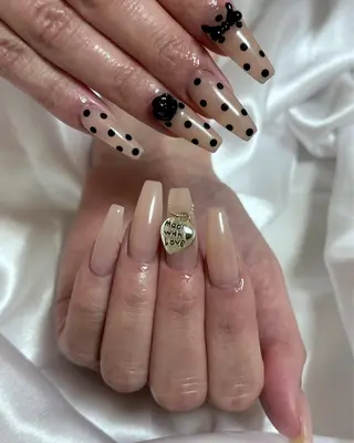 ネイル Ashliy大宮☆ アシュリーのネイルデザイン