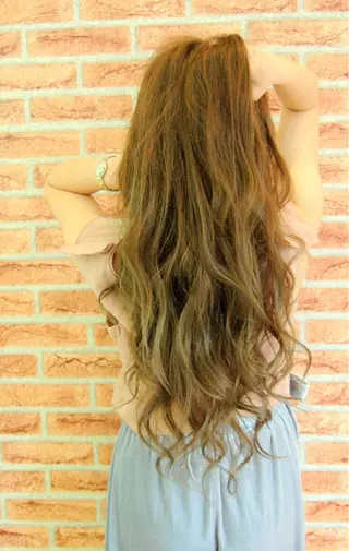 ロング カラー D.log 大和西大寺店所属・川崎 雅大のヘアスタイル