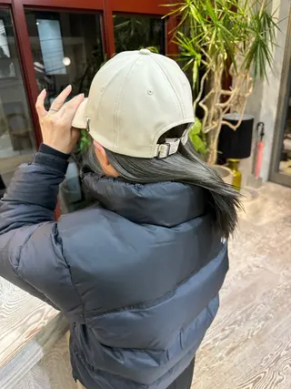 ミディアム カラー kai .のヘアスタイル