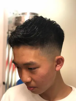 ショート パーマ メンズ ヒロ銀座所属・横浜 ヒロ銀座　米村克麻のヘアスタイル