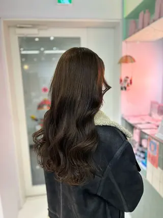ロング カラー ヘアアレンジ amane໒꒱·うる 艶トレンドガーリーのヘアスタイル