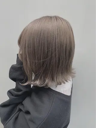 ミディアム カラー 髪質改善、癖毛直し 縮毛矯正が得意のヘアスタイル