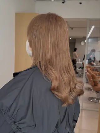 ミディアム カラー noa/ 渋谷のヘアスタイル