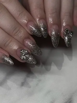 ネイル mikoto 🎀 韓国ネイルのネイルデザイン