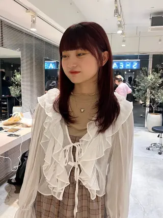 ロング SHEA.所属・表参道SHEA Am i／レイヤーカットのヘアスタイル