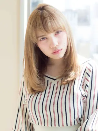 ミディアム Toiro 中目黒のヘアスタイル