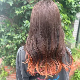 ロング 夏向/ハイトーン /パーマのヘアスタイル