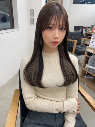 ロング vince. moekoのヘアスタイル