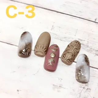 ネイル Richelle eyelash&nail 横浜店所属・二宮 はなのネイルデザイン