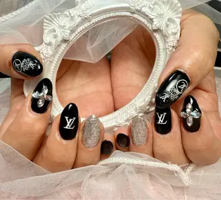 ネイル M.N_ nailのネイルデザイン