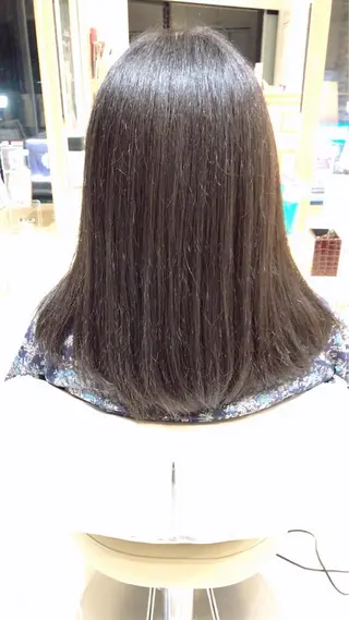 セミロング 30代からの大人 ショートのヘアスタイル