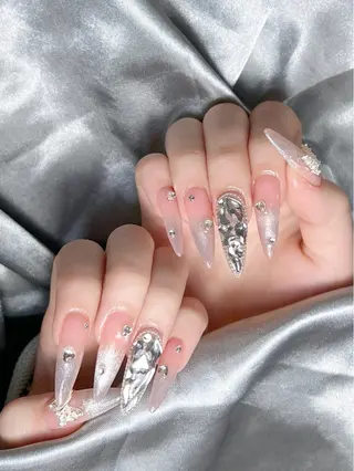 ネイル Lya Nail Rinのネイルデザイン
