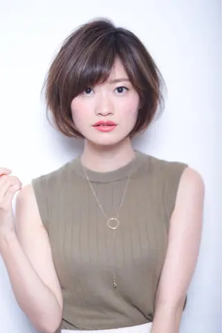 ショート カラー 💘トレンドスタイル 💘透明感ヘアのヘアスタイル