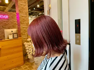 ミディアム SALOWIN心斎橋Suite店所属・ブリーチ毛にもできる 縮毛矯正|鷹司郎のヘアスタイル