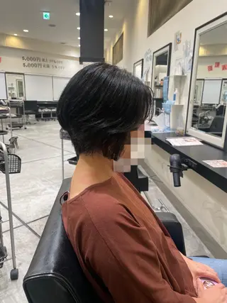ショート MOURI CHISATOのヘアスタイル