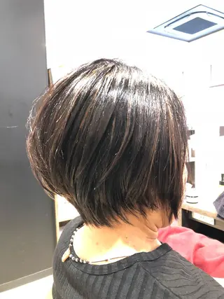 ショート カラー 駒田 拳児のヘアスタイル