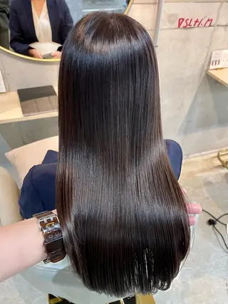 ロング QOO 戸越銀座所属・岩田 梨沙のヘアスタイル