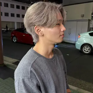 ショート 舟橋耀/ブリーチカラ ー/レイヤーカットのヘアスタイル