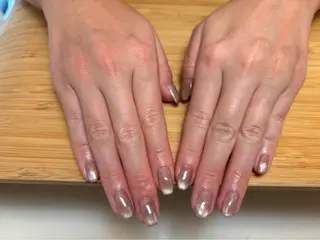 ネイル VIVA NAIL所属・自爪を傷つけない フィルイン3500円のネイルデザイン