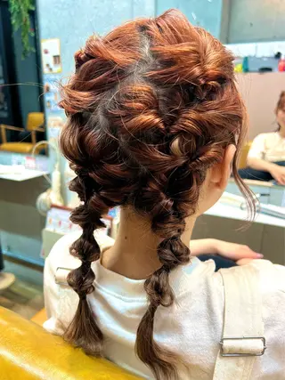 ロング カコ/レイヤーカット ヘアアレンジのヘアスタイル