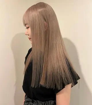 ロング カラー PELE アネックス梅田茶屋町店所属・PELE ハイトーン RIMUのヘアスタイル