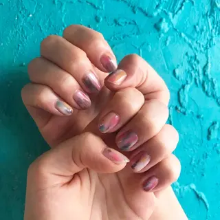 ネイル キラキラ オメメのネイルデザイン