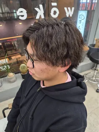 ミディアム パーマ メンズ メンズ専門サロン wokeのヘアスタイル