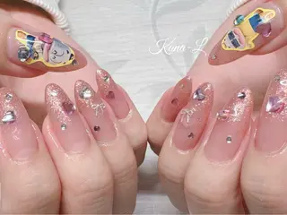 ネイル 芦辺 香奈のネイルデザイン