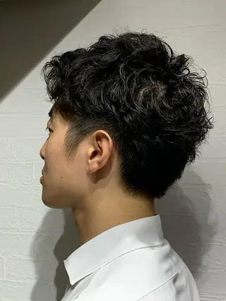 ショート パーマ メンズ ささき まさとのヘアスタイル