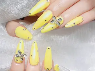 ネイル ティアラ ネイルのネイルデザイン