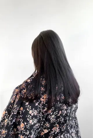 カラー 艶カラー🫧 猿渡 響のヘアスタイル