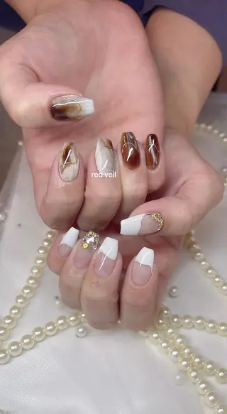 ミディアム ネイル 長さ出し専門 nynaのネイルデザイン