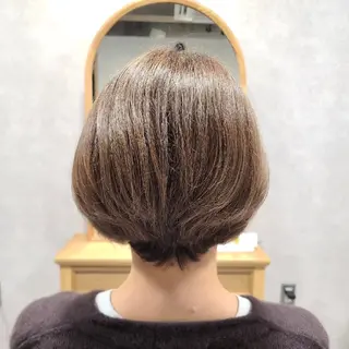 ショート カラー 桐島 令奈のヘアスタイル