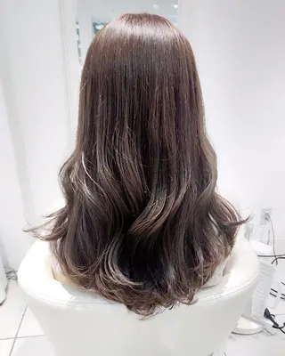 ロング カラー 樋口 千尋のヘアスタイル